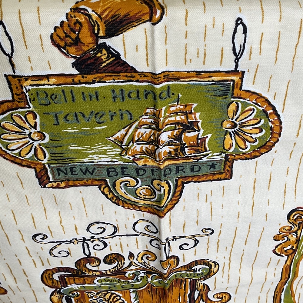 Vintage 1970s Sears Roebuck colonial drapes. 4 panels. Excellent condition. - Picture 5 of 16